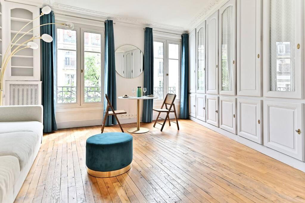 Appartement Haussmannien Lumineux Et Central- II Paris Bagian luar foto